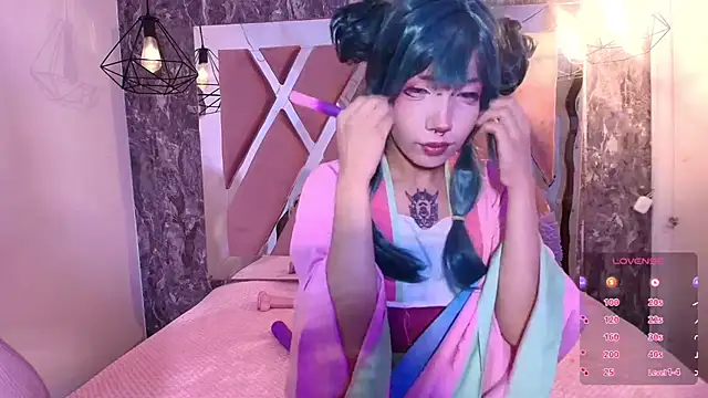 Terraelowen online show from October 28, 12:00 pm