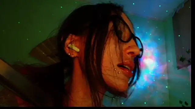 KiotoShine online show from December 5, 6:31 pm