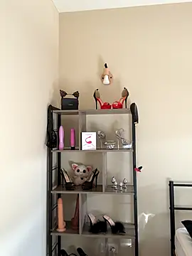 spycyfanny online show from November 6, 8:42 am