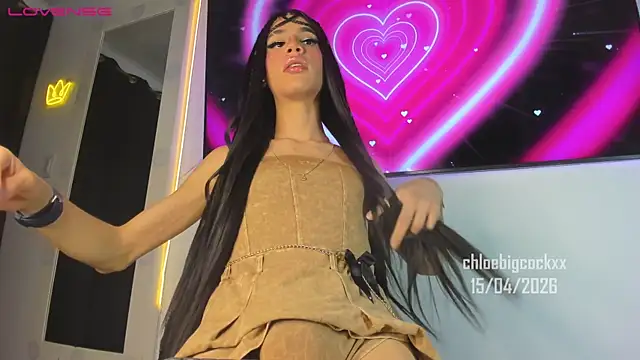 chloebigcockxx online show from April 16, 3:40 am