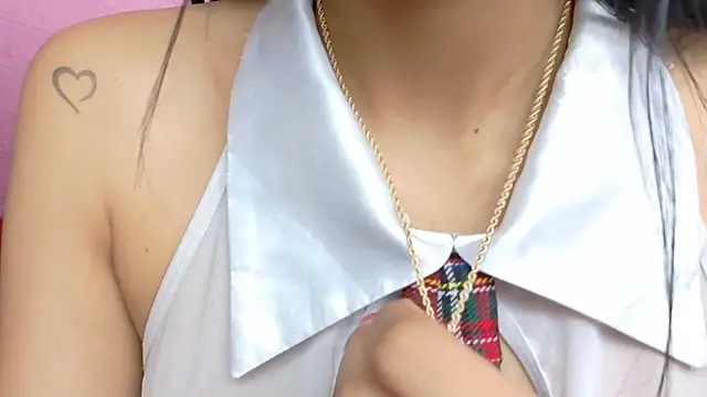 harleymia68 online show from October 1, 1:38 pm