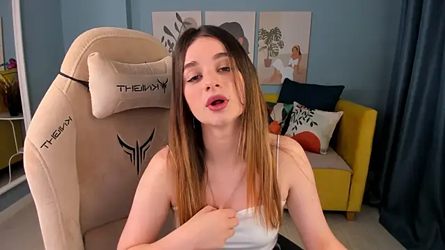 SweetyLicky online show from September 19, 4:17 pm