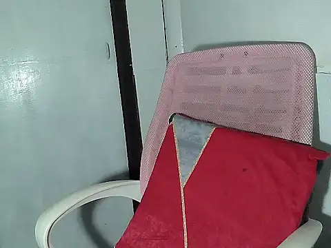 kiannie01 online show from November 28, 11:35 am