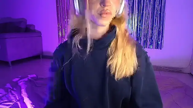 Alina Lee t online show from October 22, 2:27 am