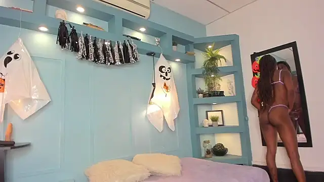 MichellePose online show from October 15, 1:14 pm