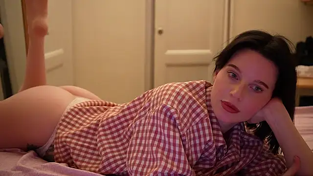 ellaa91 online show from March 25, 7:17 pm