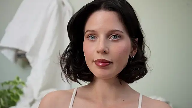 ellaa91 online show from April 16, 10:26 am