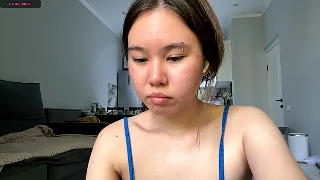 Wow Akemi online show from September 22, 9:41 am