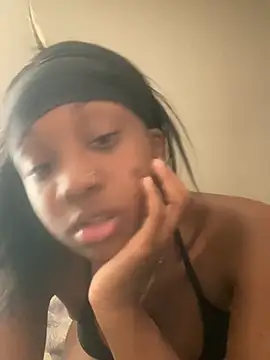 HennessyBaby21 online show from April 14, 10:54 pm