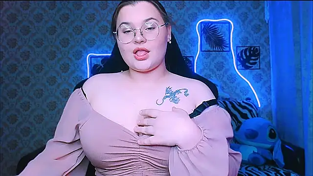 InLoveWithLife26 online show from November 16, 5:46 pm