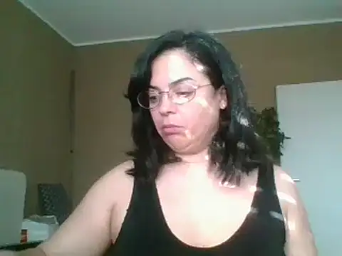 ITALIANASISIXX online show from April 16, 7:19 am