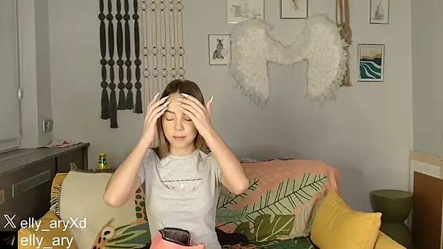 daddyonlyloveme online show from December 17, 9:30 pm