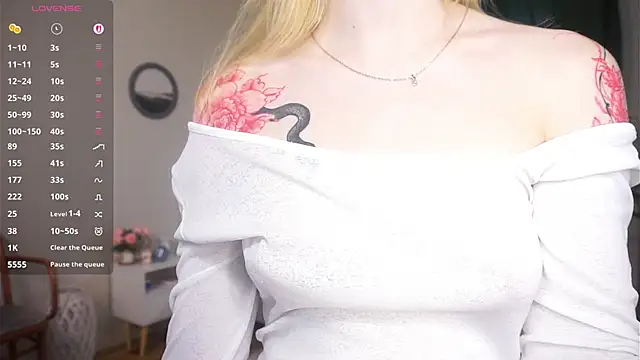 LilianBenskin online show from March 28, 8:36 am