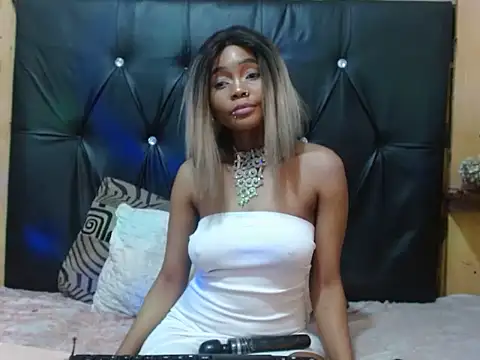 Juicy Candy-Reloaded online show from March 30, 8:25 am