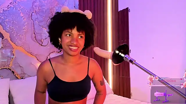 Lolalewis777 online show from September 20, 9:02 pm