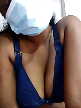 MickMicky online show from February 28, 4:23 am