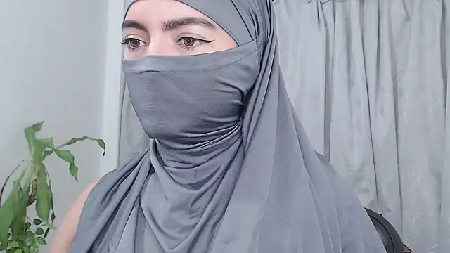 jade nassar online show from March 24, 12:49 am