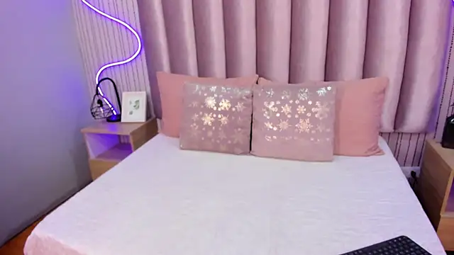 SamanthaPeachss online show from November 8, 12:21 pm