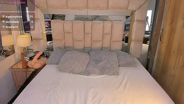 MaddyGray  online show from October 2, 7:41 pm