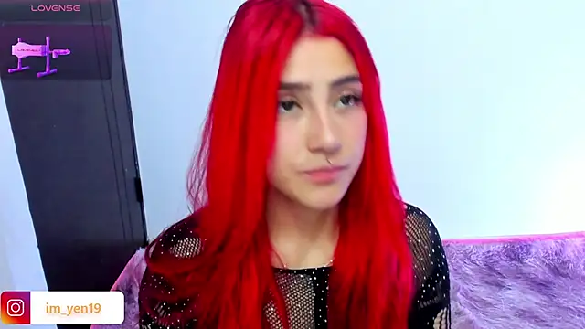 adahraa younng online show from November 24, 8:22 pm