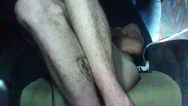 lovehairymature90 online show from November 1, 5:22 am