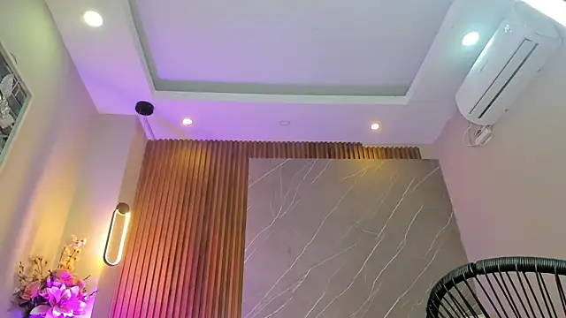 emma  rose1 online show from September 15, 4:10 am