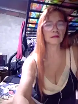 SexyHottMom online show from February 16, 1:44 pm