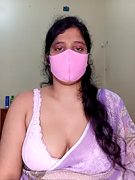 Rose-luckey online show from April 12, 1:47 pm