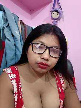 Redchery online show from June 11, 6:05 pm