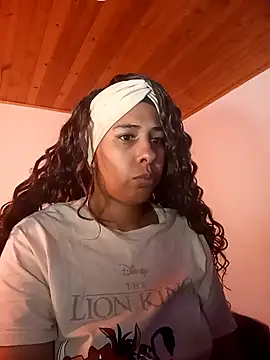 IVONNE COLLINS33 online show from February 1, 11:58 pm