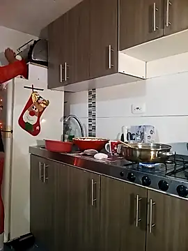 IVONNE COLLINS33 online show from December 22, 1:09 am