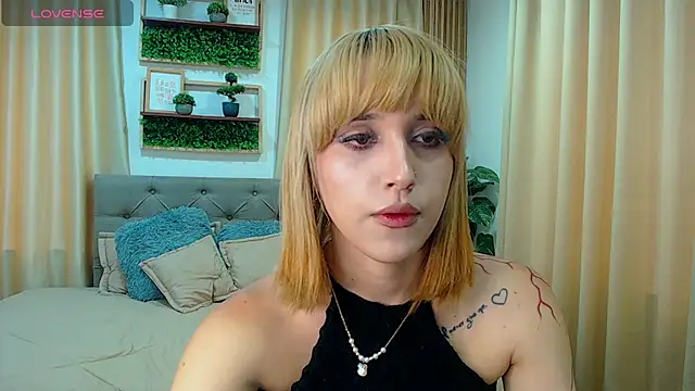 zohet kriss online show from October 11, 2:09 pm