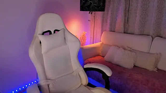 SerraVondeee online show from September 14, 9:34 pm