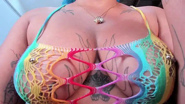 momo ayasse online show from December 3, 10:12 pm