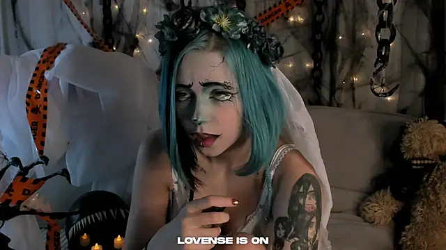 JodyBruster online show from November 1, 11:47 am