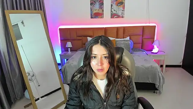 Catti Brie online show from April 17, 11:23 am