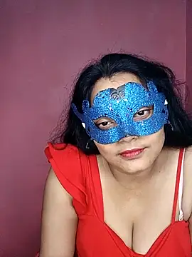 MEERAcle online show from October 31, 8:35 pm