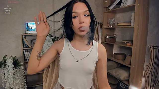 MarryWebbb online show from September 18, 7:56 pm