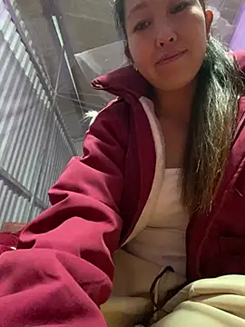 Huong-Ly online show from February 1, 2:21 am