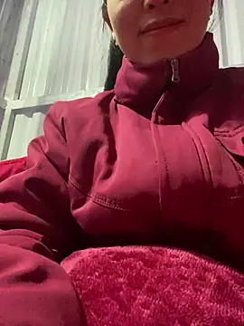 Huong-Ly online show from February 10, 2:58 am