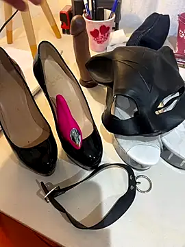 LesAmantsAE2 online show from October 15, 9:45 am