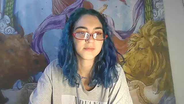 peetitefairy online show from March 29, 8:13 am