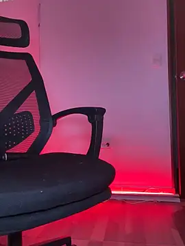 Danicute  online show from September 27, 7:15 am