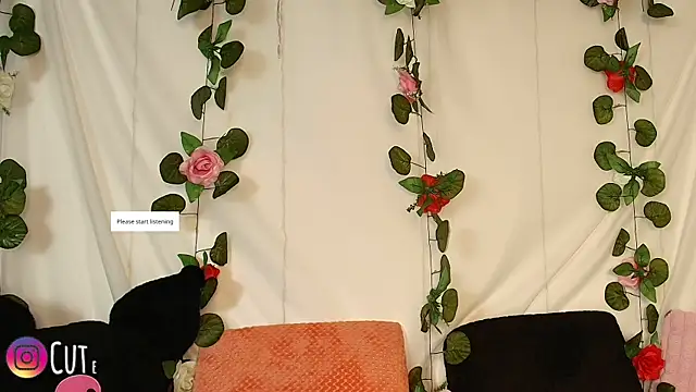 cutee andrea online show from April 15, 2:45 am