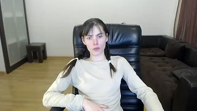 AmelieReve online show from October 21, 4:11 pm