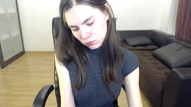 AmelieReve online show from November 5, 6:13 pm