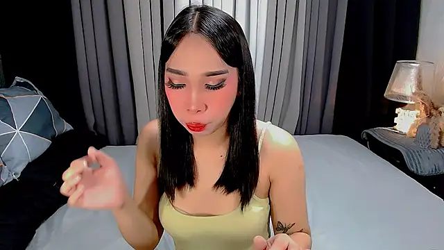 kisha greyson online show from December 16, 9:26 am