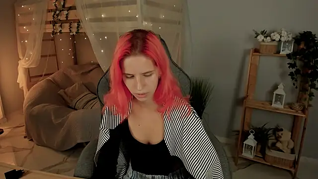 NitaNihil online show from October 21, 7:29 pm