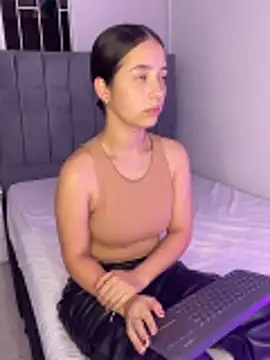 dalianataba online show from December 2, 7:05 pm