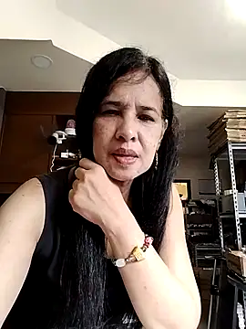 Prettysweetmum online show from September 9, 12:32 am